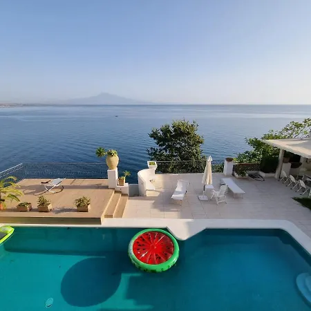 Villa Umberto - Costa Saracena - *
