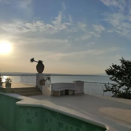Villa Umberto - Costa Saracena - *